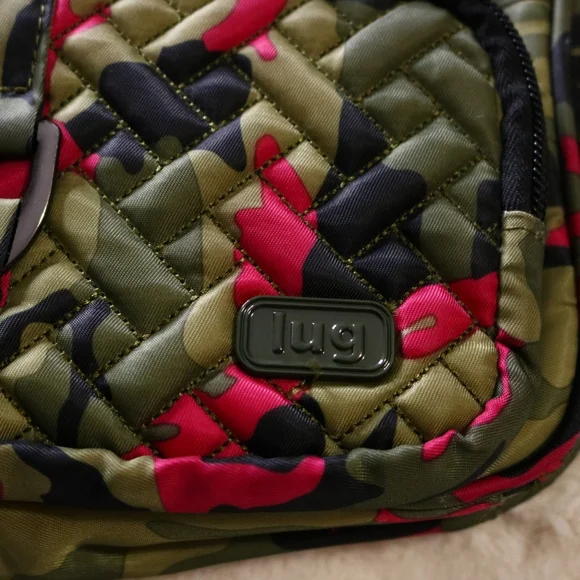 Lug Carousel Lightweight Convertible Belt Camouflage, crossbody - Picture 3 of 4